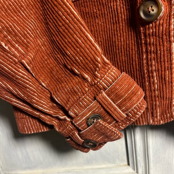 Avec Les Filles Rust Corduroy Shacket Cropped Shacket Relaxed Utility - Picture 5 of 10